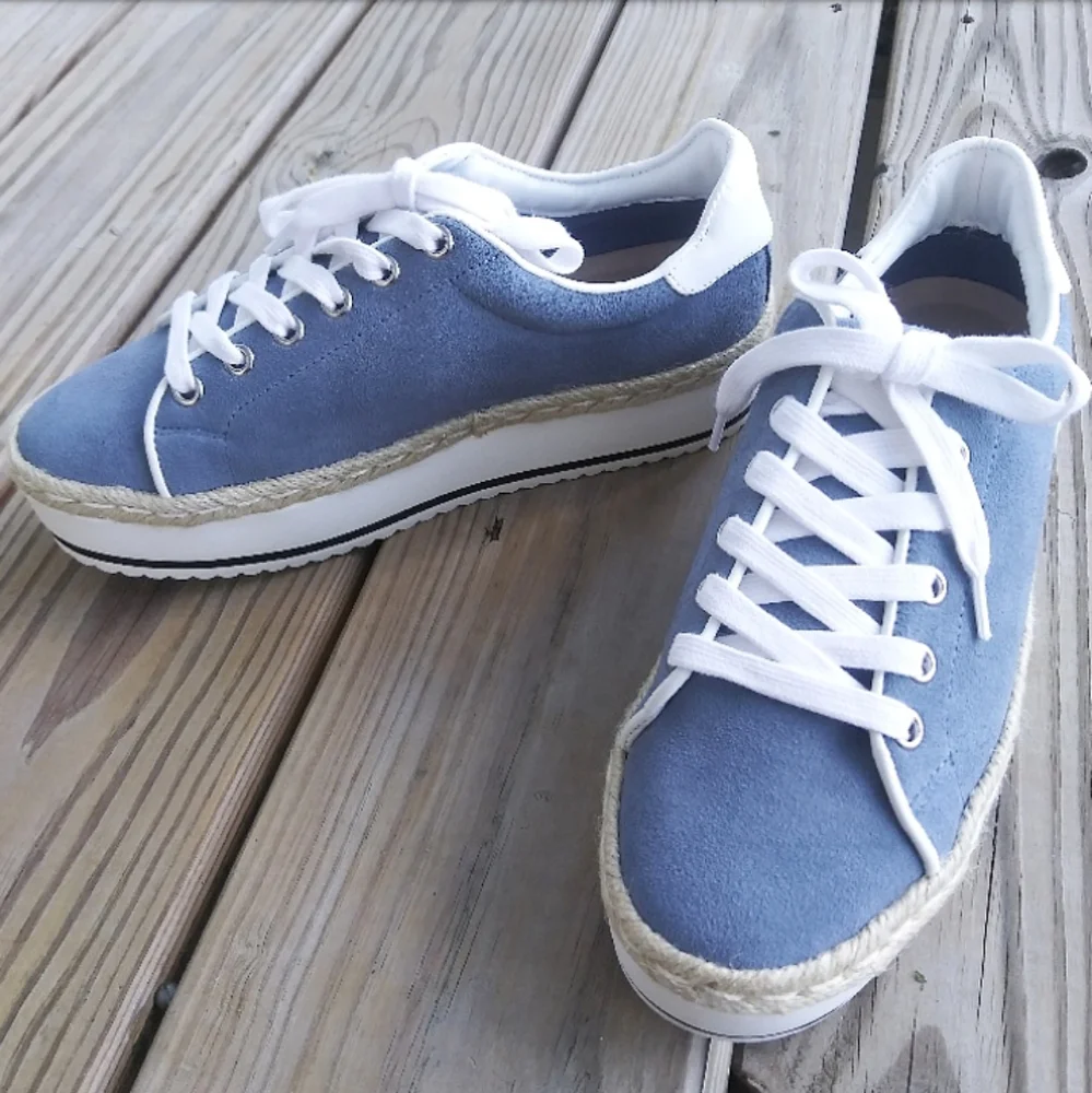 NWOT Steve Madden Rule Platform Sneakers